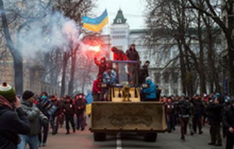 Порошенка попередили про третій військовий Майдан