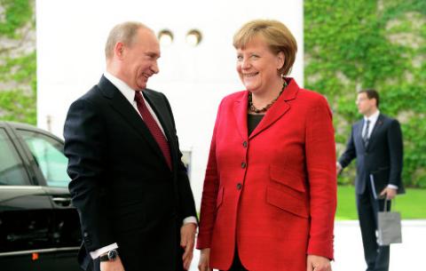 Таємна змова, що не вдалася: Путін і Меркель
